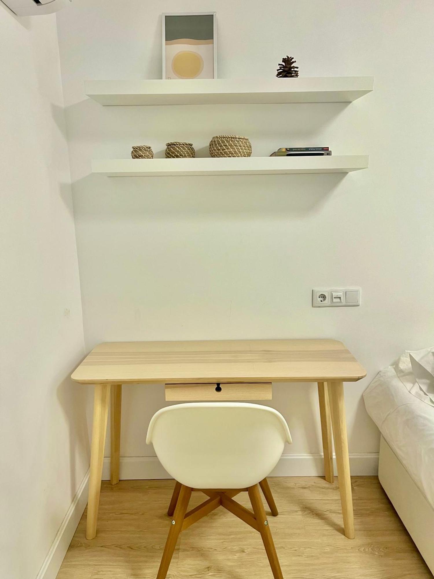 Maria Zambrano Apartment *